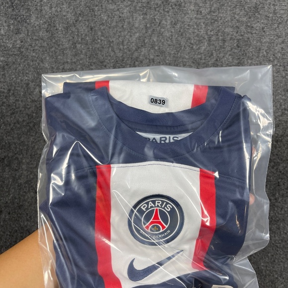 Nike Paris Saint-Germain Messi 30 Qatar Airways Dri-Fit Jersey Womens Small 0839 - Picture 11 of 11